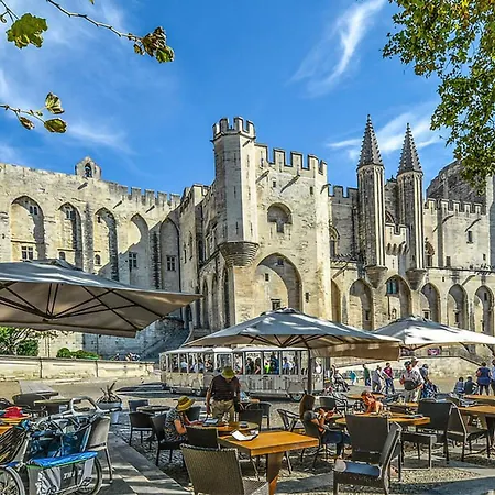 بيت للعطل In Salazac